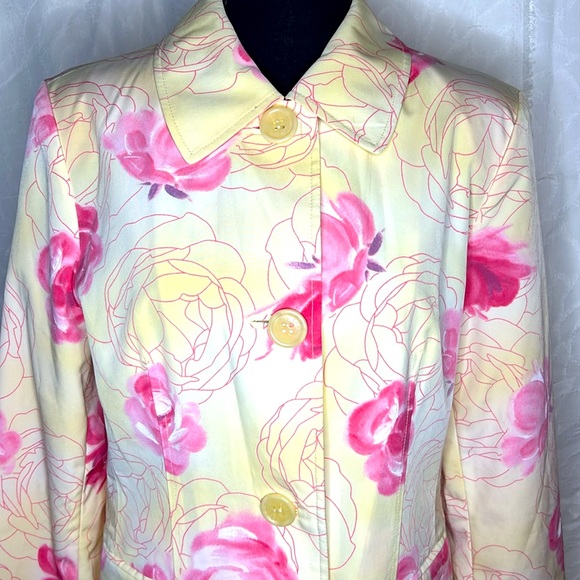 ESPRIT yellow & pink floral trench coat. Button down front with collar.Size M. - Picture 5 of 12